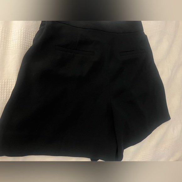 ARITZIA BABATON SIZE 0 - NEVER WORN SKORT - Picture 3 of 4